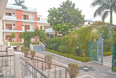 Capital O 84585 Hotel Surya Inn