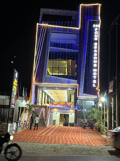 The Four Seasons Hotel /best banquet hall/best hotel in sultanpur