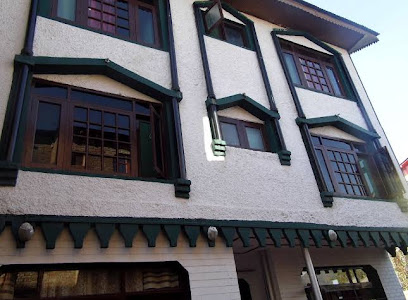 Al Amin Homestay - Good Hotels in Srinagar Near Dal Lake| Home Stay in Srinagar