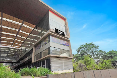 Hotel O by OYO Ugat Canal Surat Formerly Royal Orbit