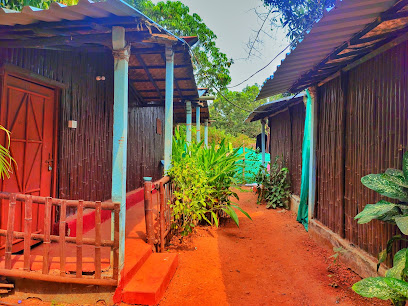 Shades of Summer cafe and cottages