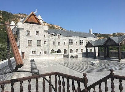 Treatyport Vineyards Quadrangle Inn