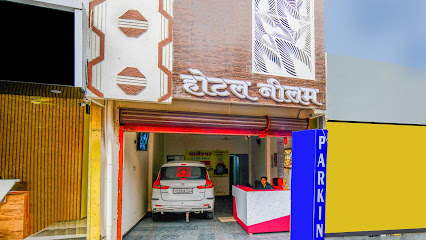 FabExpress Neelam Palace
