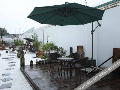 Changqiu International Youth Hostel