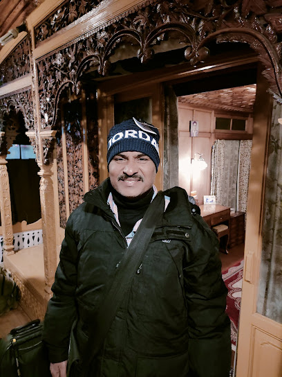 Happy Valley Group of Houseboats