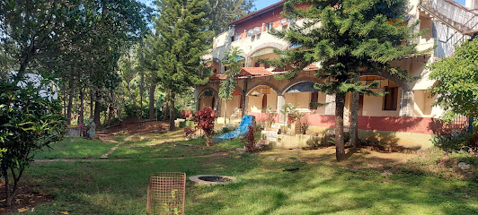 Clifftop Resorts Yelagiri