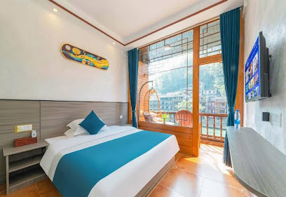 Phoenix Riverside Homestay
