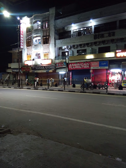 Hotel Dhoom