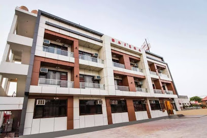 Hotel Basera