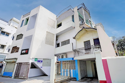 OYO Flagship Hotel Surya