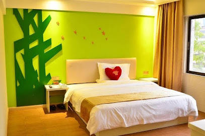 Yalige Fashion Hostel