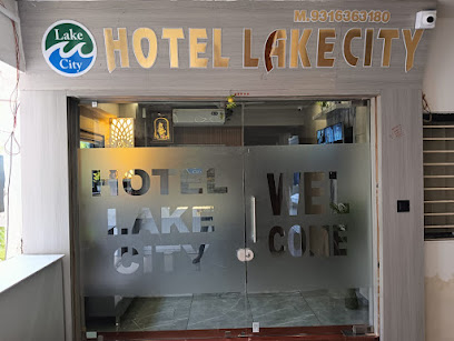 Hotel Lake City - Gandihnagar