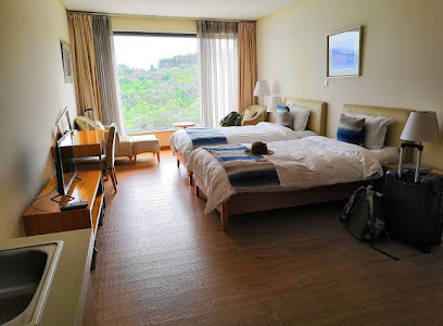 Yan Zhen Mi Mountain Hotel