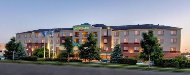 Courtyard Madison East