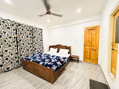 Hotel 7cr in Kashmir