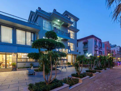 Bolan coffee resort on Meizhou Lsland