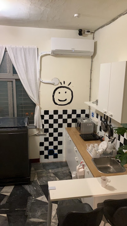 阿霞袂睏_MAMAzzzzHostel