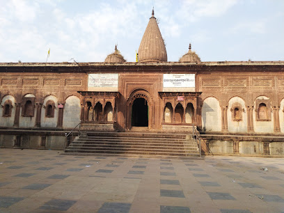 SPOT ON 72917 Hotel Simna Palace