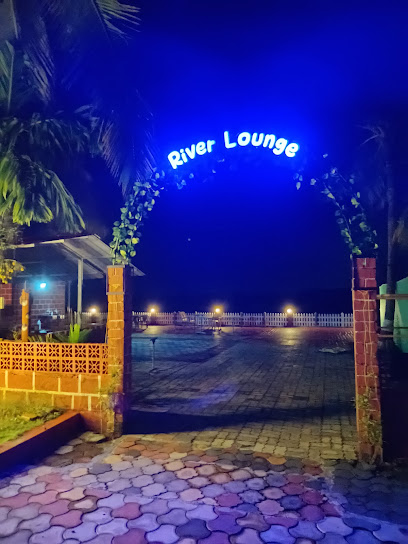 River Lounge Resort