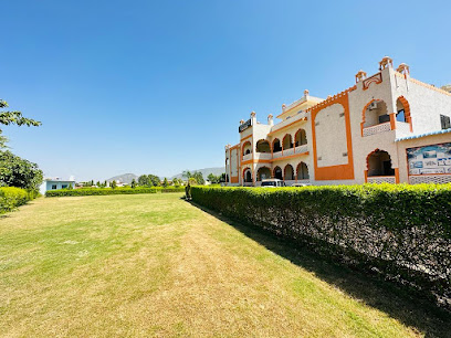 Siddharth Resort - Mountain View with Pool