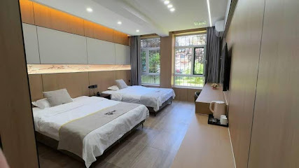 Liuhe E-sport Hotel