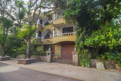 OYO 22739 Elegant 3BHK Near Mall De Goa