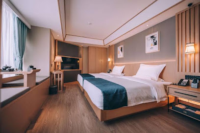 Mandu Hotel