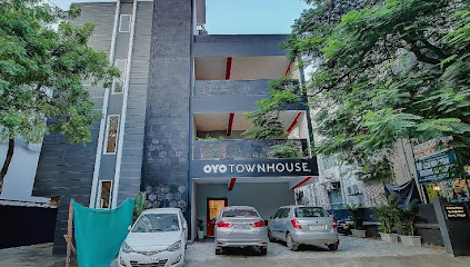 Super Townhouse by OYO T Nagar Chennai