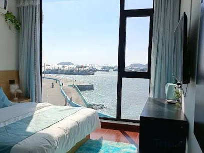 Shengsi medlar culvert pavilion home stay facility