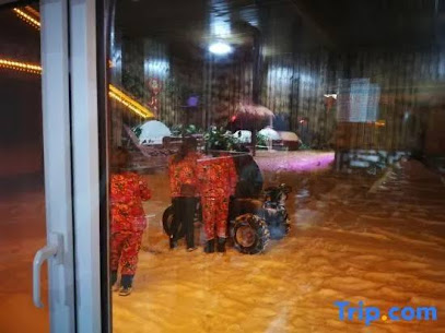 Xuegu Xinfu Guest House