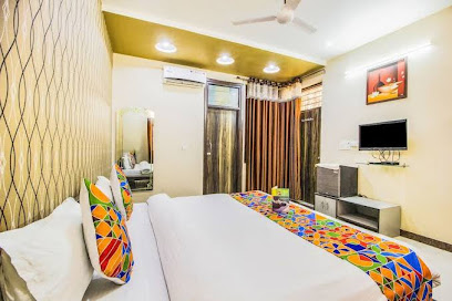 Hotel manoj palace