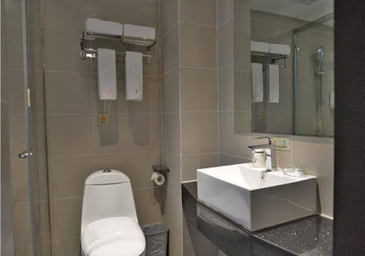 Jtour Inn Xianning Chibiyiqiao North