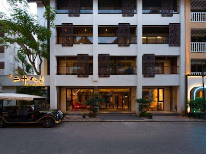 Lunar Masions Resort Hotel