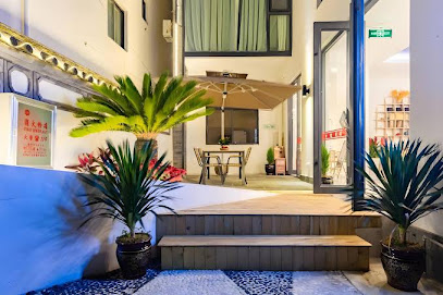 Floral Hotel · Dali West Bank Small hidden seascape inn