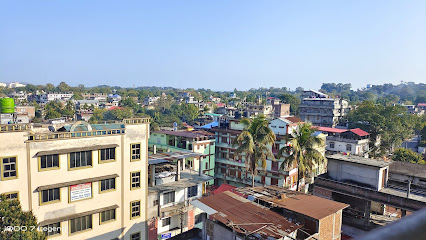 OYO 28814 Royal Regency