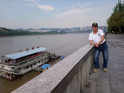 诺亚方舟商务宾馆