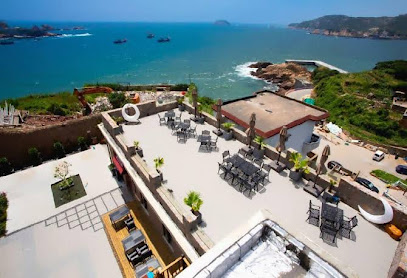 Yueliangwan Holiday Hotel