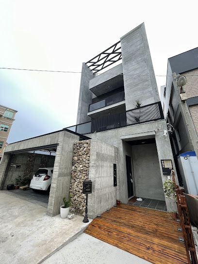 伊莉莎白甜夜(特斯拉充電站)-澎湖馬公2025花火節旅遊 民宿住宿 6人/8人/10人包棟 附早餐 團體/家庭/聚會/自由行/三天兩夜 老街市區電梯民宿 熱門渡假首選 PTT Dcard