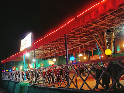 Golden Wings Cafe and rooms