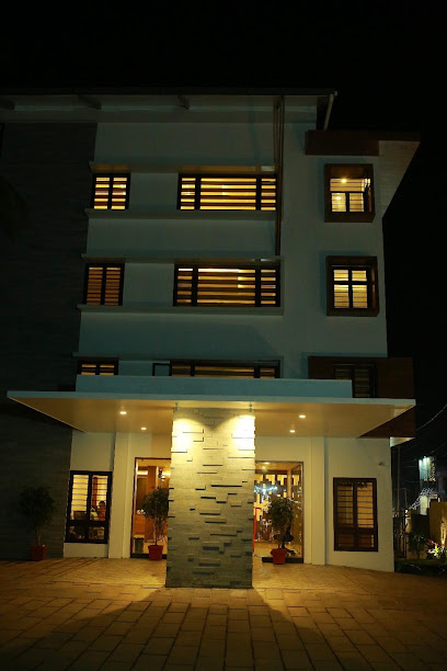 Hotel Devalokam - Edappal