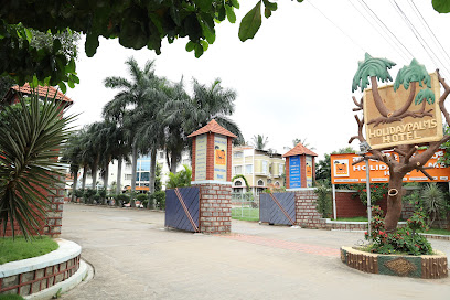Holiday Palms Hotel