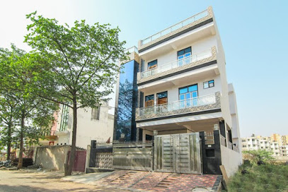 OYO Hotel Surabhi Garden