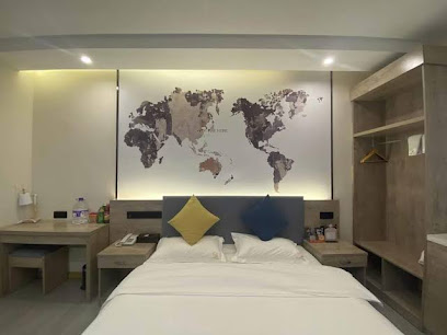 Yunrun Light Luxury Hotel