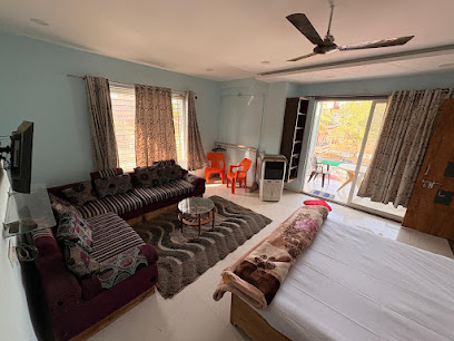 Oasis Fun Villa - Pet Friendly Cafe