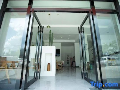 Qujing optimal floating in the home stay facility