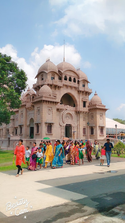 फ्रेंड्रस फास्ट फूड एण्ड कोल्ड्रींक्स सेंटर