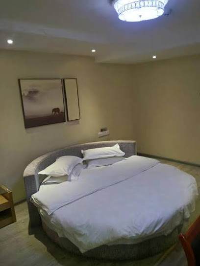 精途酒店黄冈宝塔公园店