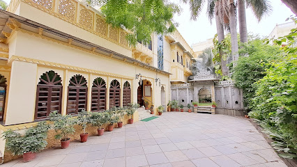 Hotel Mahendra Prakash