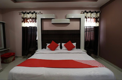 OYO 38202 Om Kripa Residency