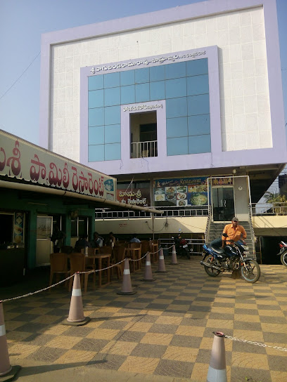 hotel at home (rooms. restaurant. Function hall))